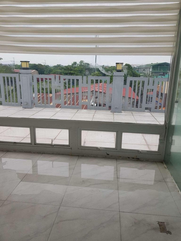 Pasig City Office / Commercial Building