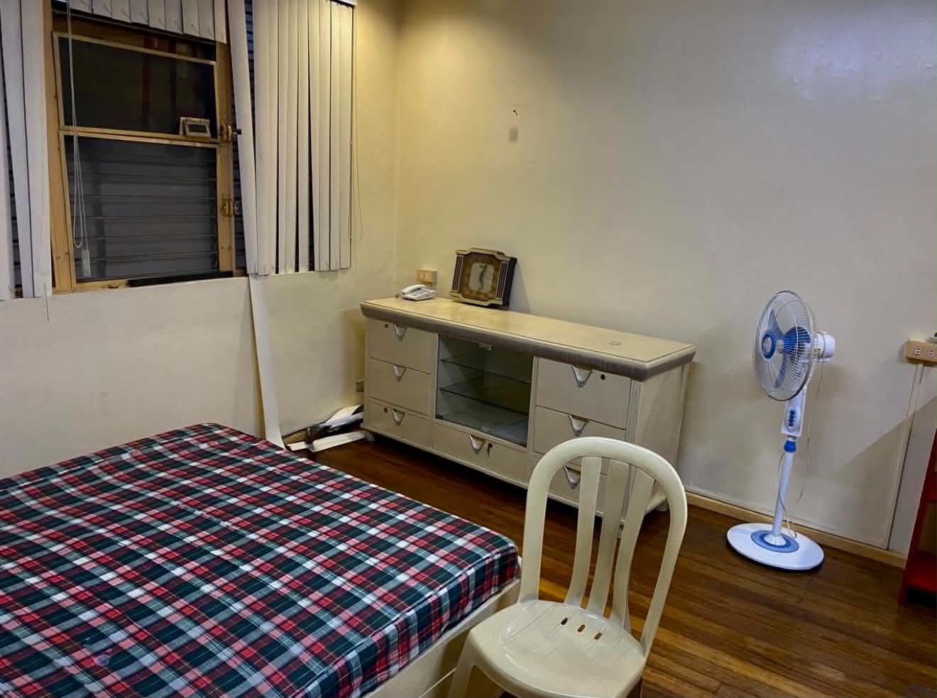 House & Lot — San Miguel Village, Poblacion, Makati — photo 2 of 23