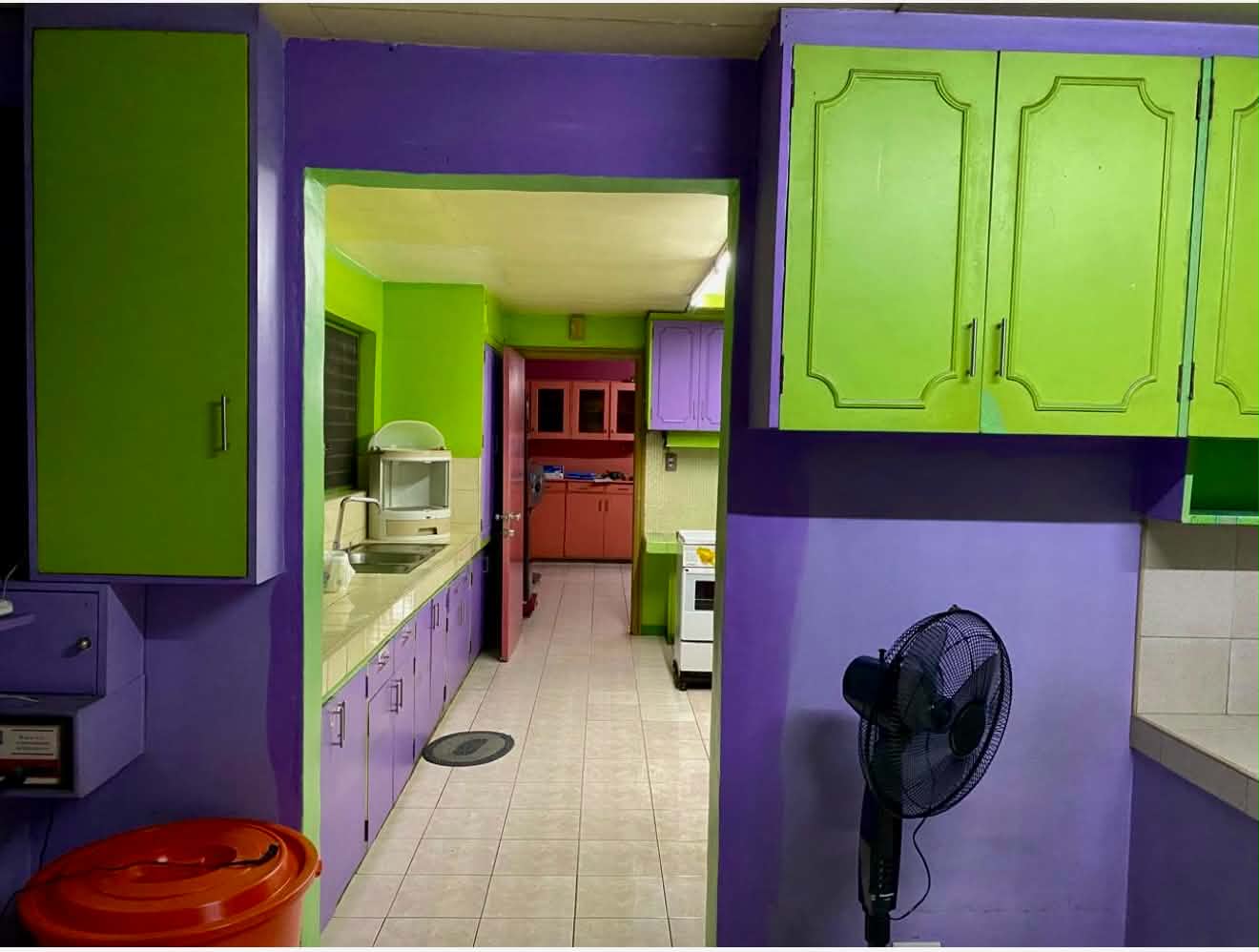House & Lot — San Miguel Village, Poblacion, Makati — photo 19 of 23