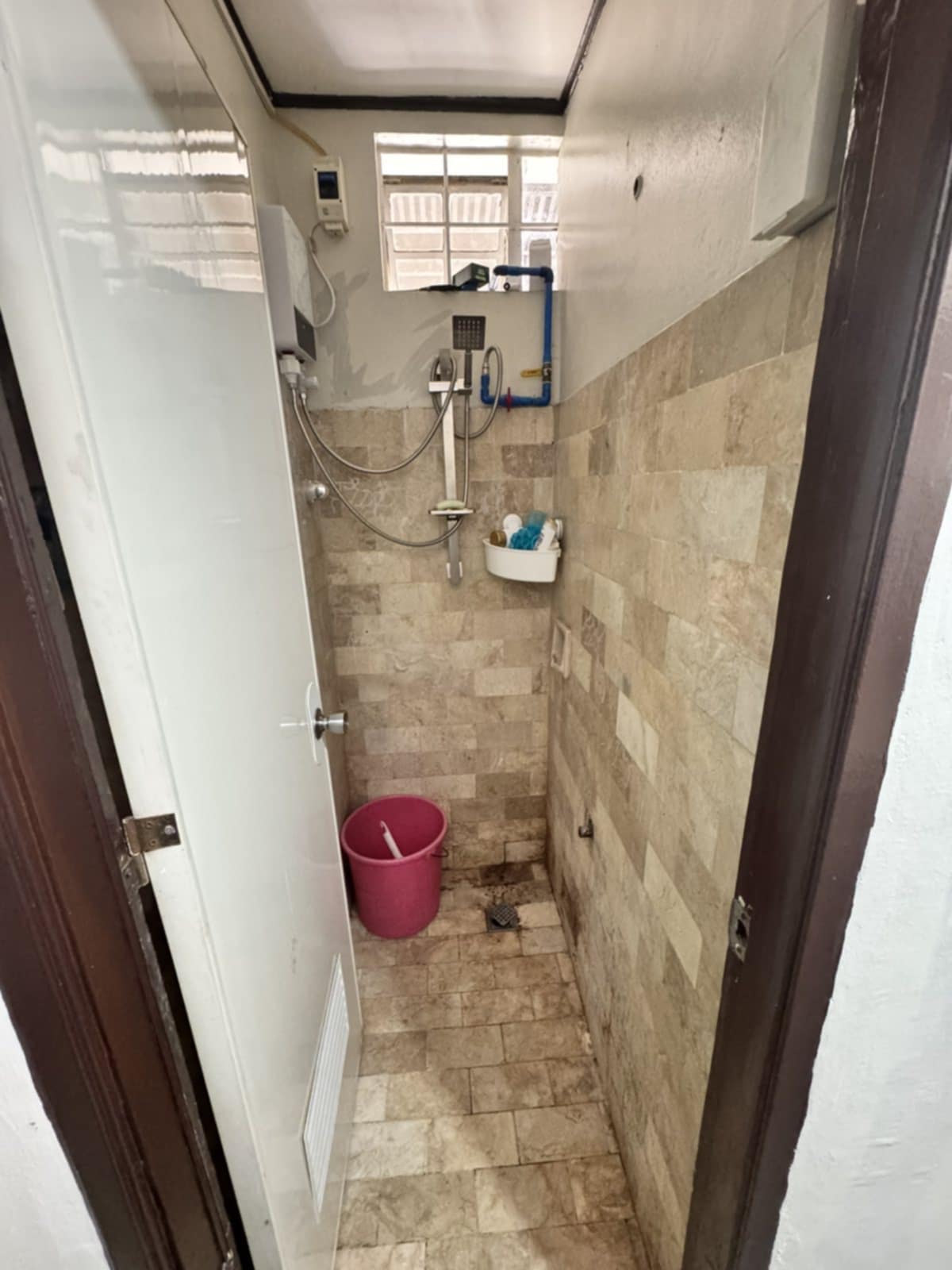 House & Lot — Filinvest 2, Quezon City — photo 8 of 12