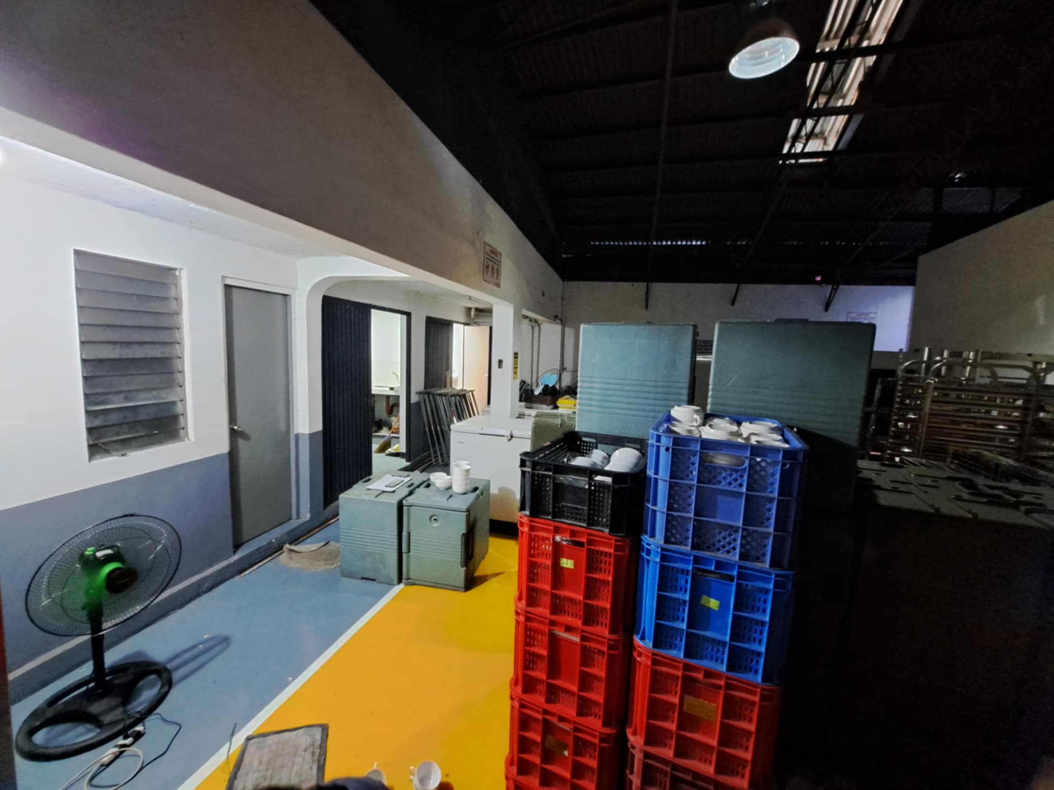 Mandaluyong Property (Income-generating) — photo 2 of 16