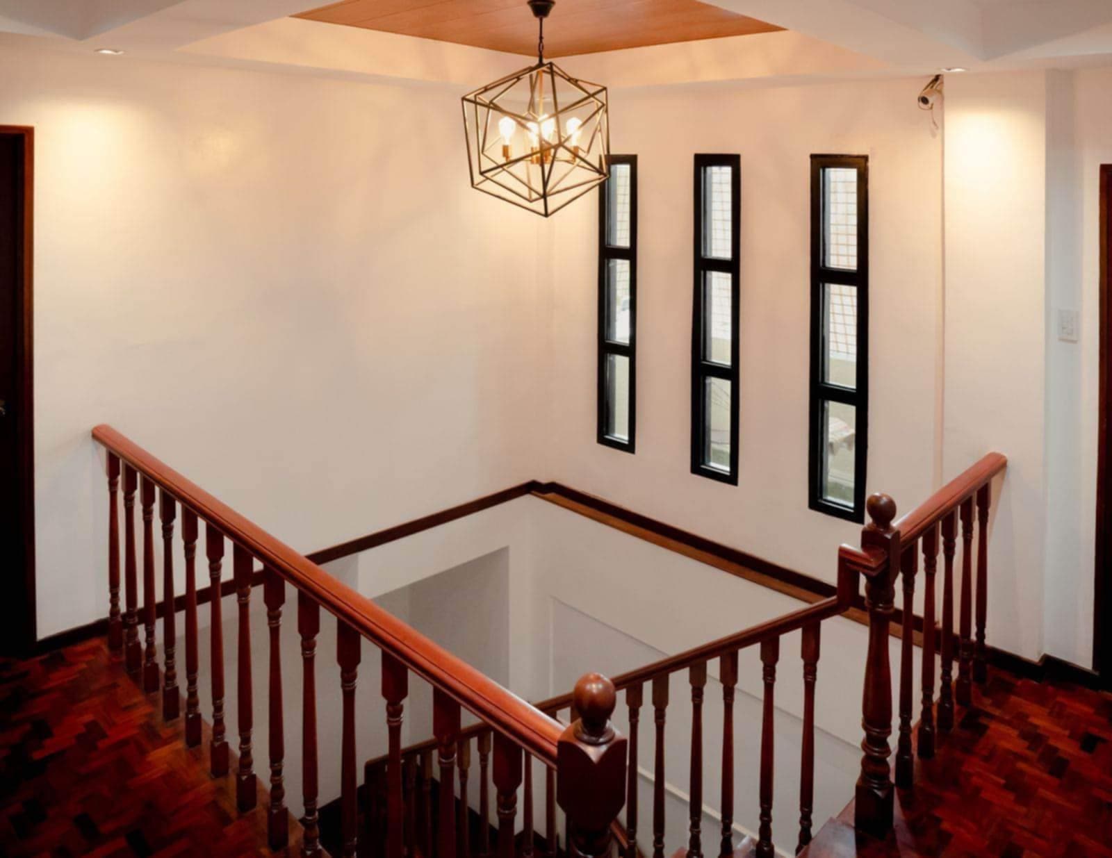 Mandaluyong Property (Income-generating) — photo 16 of 16