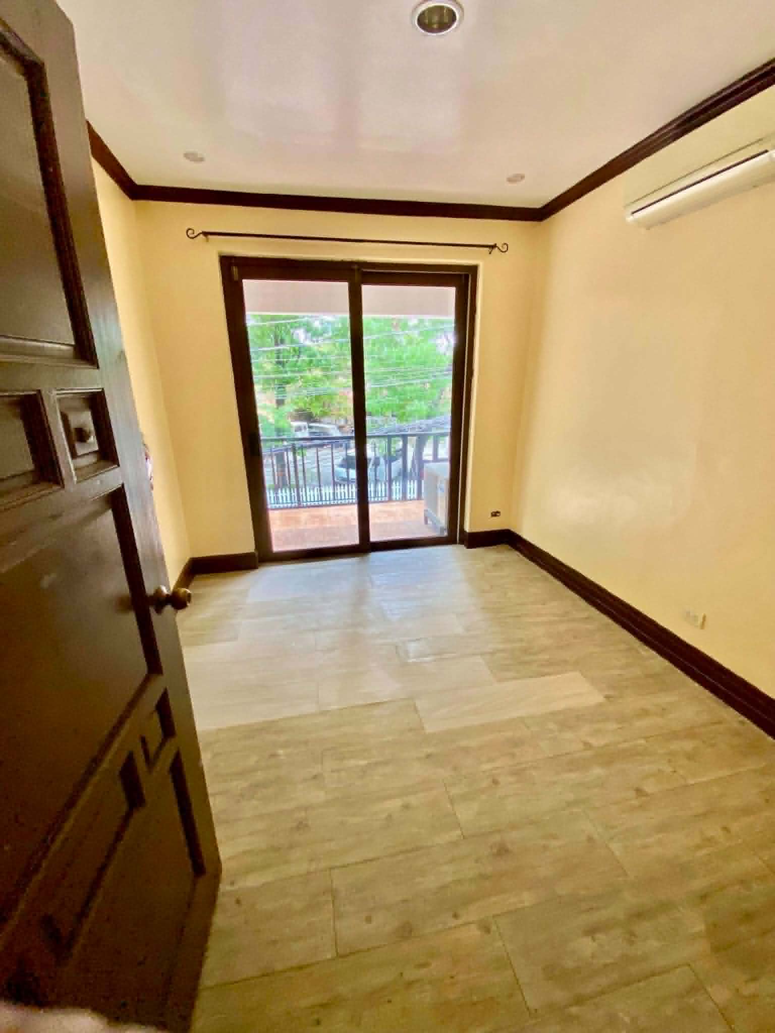 Philam Homes, QC Park-fronting Home — photo 5 of 20